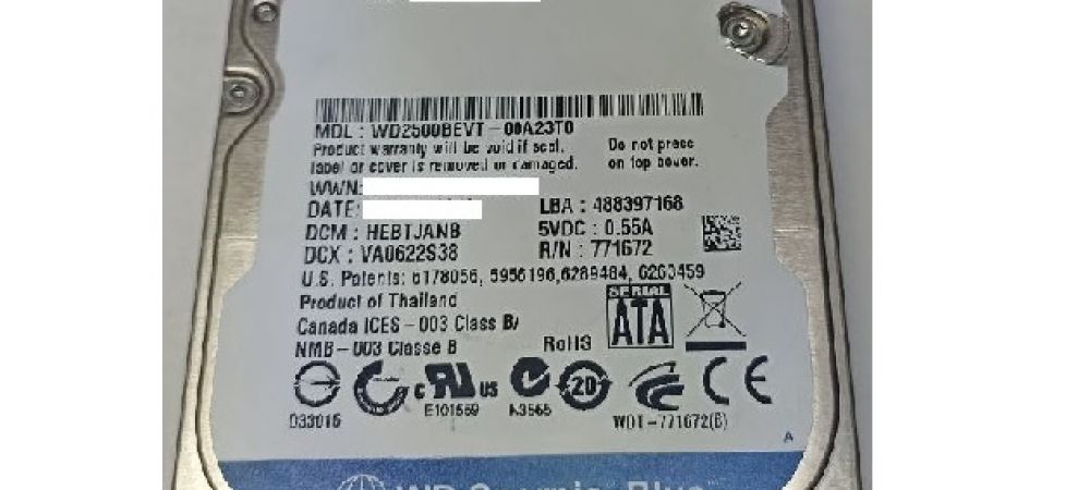 Вмятины на USB 2.0 WDBAAR2500ABK